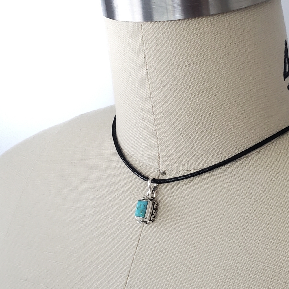 Natural Kingman Blue Mohave Turquoise Set in Sterling Silver Poison Pendant, NWT - Picture 13 of 14